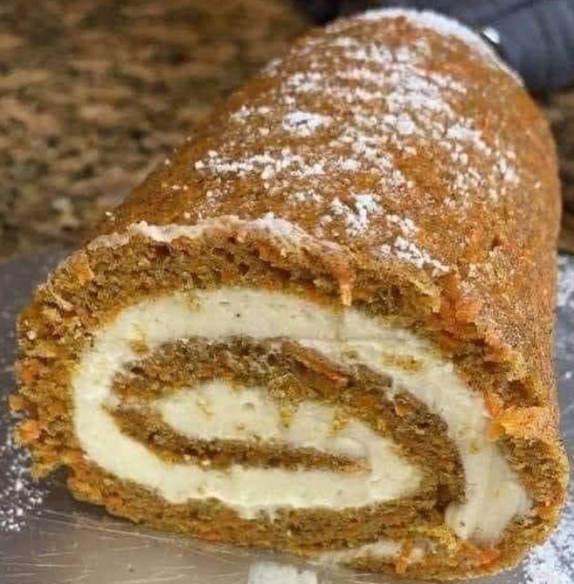 Rotolo di torta di carote